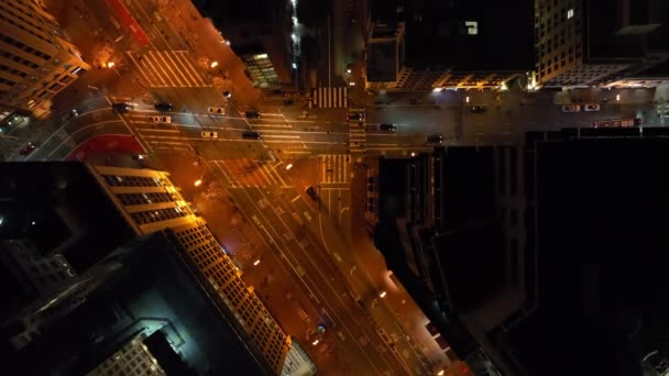 Vogelperspektive Auf Den Verkehr Den Straßen Des Stadtbezirks Der Nacht — Stockvideo