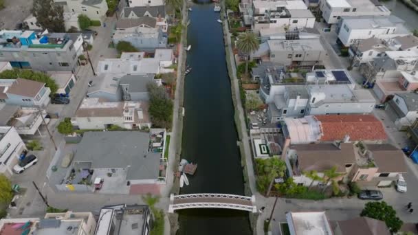 High Angle View Water Canal Surrounded Family Houses City Dense — Stock Video