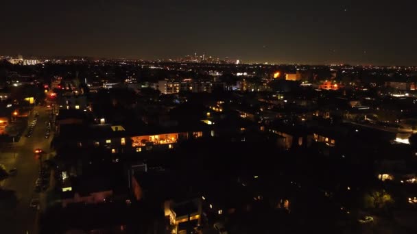 Low Flight Houses Residential District Night Aerial View Metropolis Downtown — Stock Video