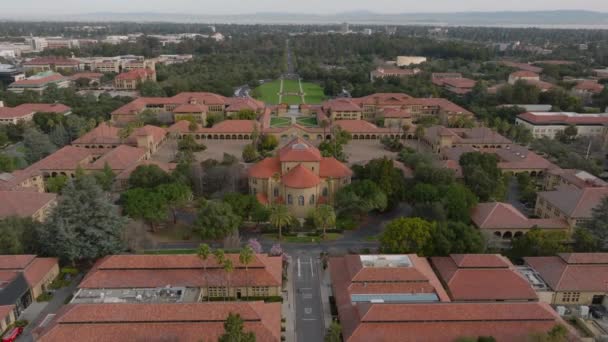 Aerial View Central Part Stanford University Campus Church Main Square — Stock Video