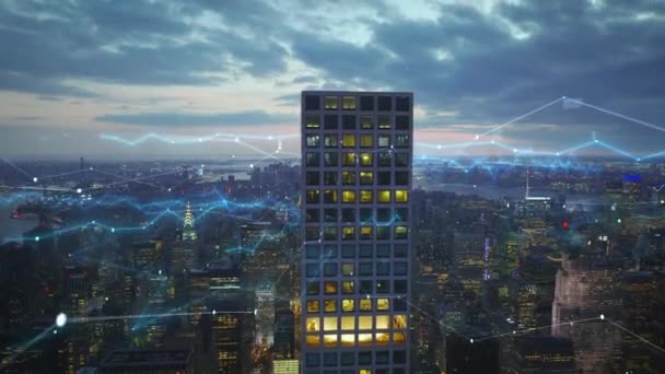 黄昏时分 带着明亮的窗户在高高的摩天大楼周围飞来飞去 从空中俯瞰市中心的高层建筑物 增加了数字内容 图表和视觉效果 New York City Usa — 图库视频影像