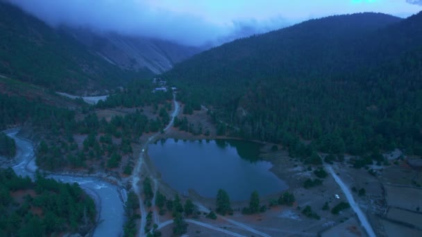 Letecký Sestupný Pohled Populární Malebné Jezero Pisang Gandaki Nepál Turistická — Stock video