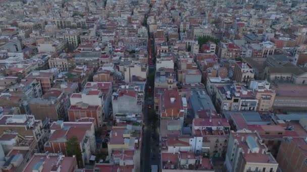 Високий Кут Зору Вузькі Вулиці Оточені Багатоквартирними Будинками Житловому Міському — стокове відео