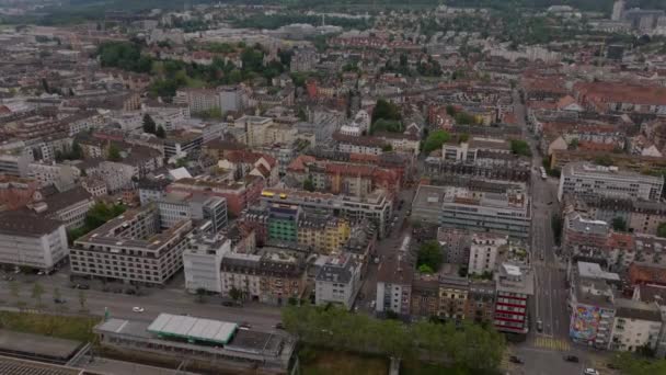 Vista Aérea Calles Edificios Apartamentos Tranquilo Barrio Residencial Urbano Zurich — Vídeo de stock