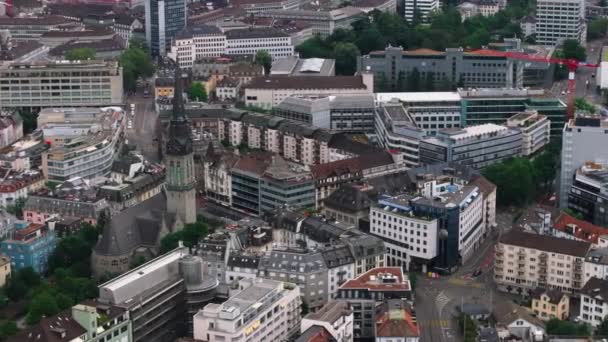 Şehir Merkezindeki Çok Katlı Apartmanların Havadan Çekilmiş Görüntüleri Citykirche Offener — Stok video