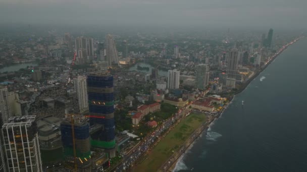 Aerial Panoramic View Sea Coast Busy Thoroughfare Row High Rise — Stock Video