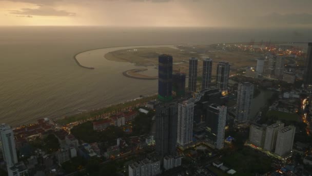 Luftaufnahme Moderner Wohntürme Oder Luxushotels Stadtbezirk Meer Colombo City Port — Stockvideo