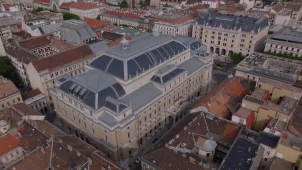 Lítat Kolem Maďarské Státní Opery Slavná Velká Budova Starém Městě — Stock video
