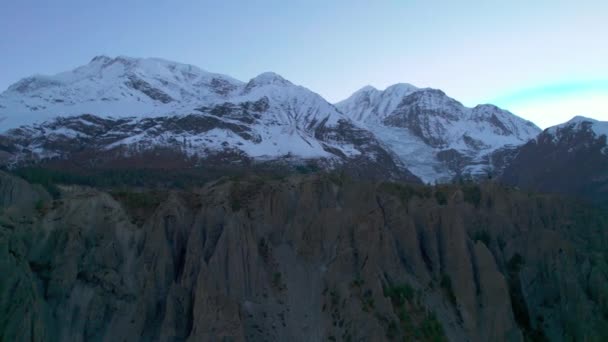 Flygende Utsikt Fantastisk Fantastisk Strålende Himalaya Nepal Fjell Snødekte Topper – stockvideo