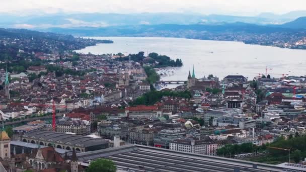 Panoramisch Uitzicht Vanuit Lucht Historische Stadswijk Het Grote Meer Omringd — Stockvideo
