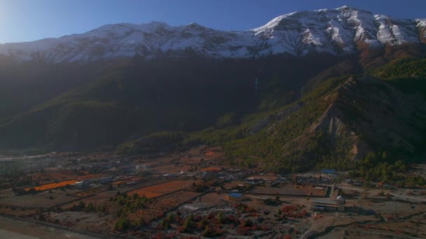 Vista Aérea Himalaia Assentamento Humde Aldeia Pista Aeroporto Viagem Visitar — Vídeo de Stock