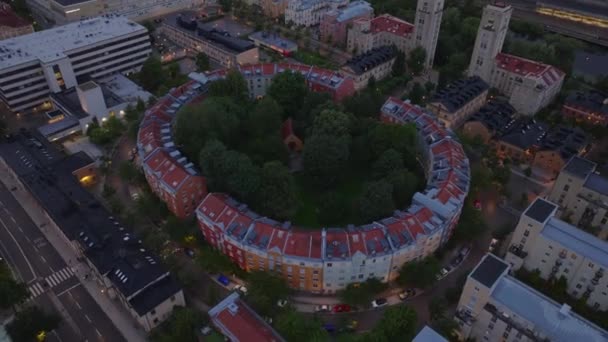 Υψηλή Γωνία Άποψη Του Grubbensparken Και Γύρω Σπίτια Χτισμένο Κύκλο — Αρχείο Βίντεο