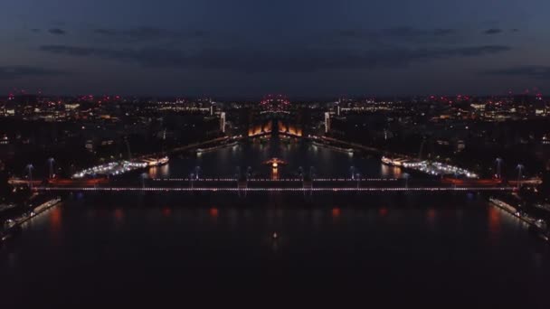 Вид Повітря Ніч Лондоні Місто Освітлений Міст Через Річку Абстрактний — стокове відео