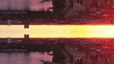 Gün batımında yerleşim yerlerindeki binaların hava görüntüsü. Stockholm, İsveç. Soyut bilgisayar efekti dijital oluşturulmuş görüntüler.