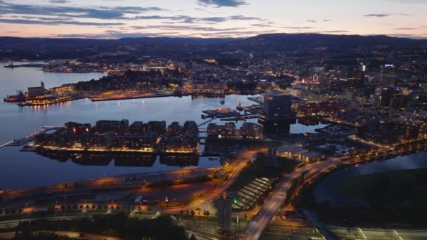 Flyg Panoramautsikt Över Staden Vid Solnedgången Oslo Norge Abstrakt Datoreffekt — Stockvideo