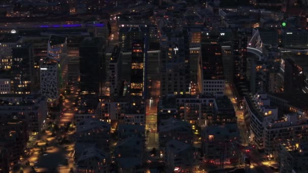 Vista Aérea Edificios Diseño Moderno Barrio Urbano Residencial Por Noche — Vídeos de Stock