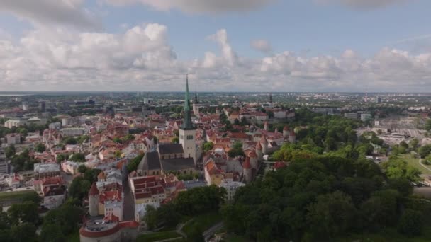 Forwards Fly Church Tower Aerial View Picturesque Historic City Conservation — Stock Video