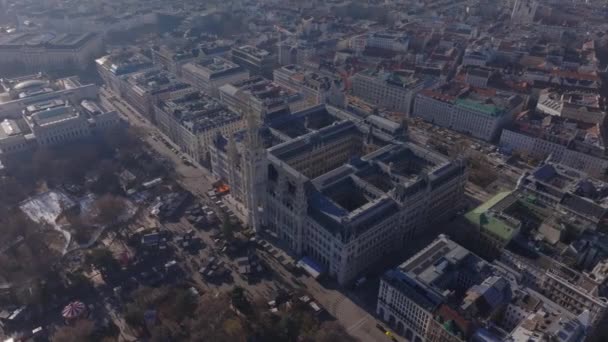 Εναέρια Πλάνα Του Διάσημου Wiener Rathaus Μεγάλο Ιστορικό Κτίριο Έδρα — Αρχείο Βίντεο