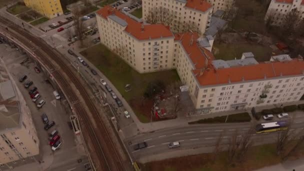 Şehir Merkezindeki Yüksek Açılı Tren Yolu Manzarası Yukarı Kaldır Prater — Stok video