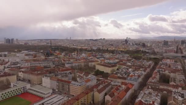 Vista Panoramica Aerea Della Metropoli Blocchi Vecchi Condomini Più Piani — Video Stock