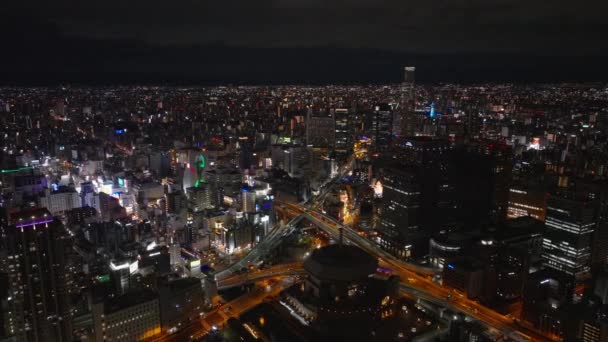 Widok Lotu Ptaka Duże Miasto Nocy Wielopoziomowe Skrzyżowanie Dróg Wieżowce — Wideo stockowe