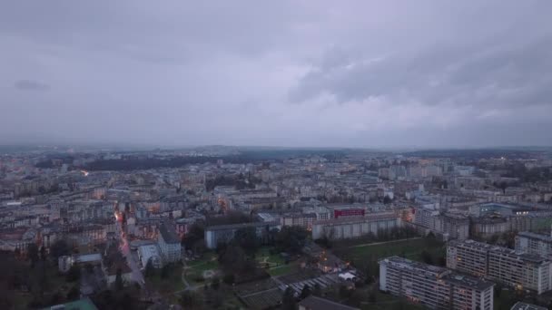 Flygbilder Från Storstaden Regnig Dag Bostads Och Bostadsbyggnader Tätort Genève — Stockvideo