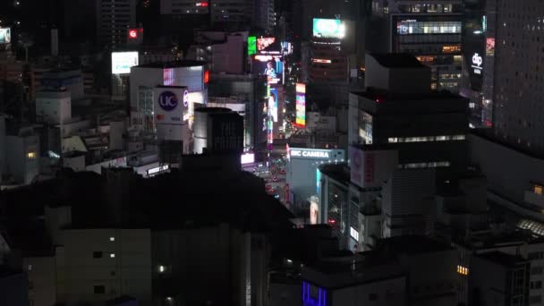 Elevado Tiro Edifícios Grandes Telas Publicidade Lcd Cidade Moderna Noite — Vídeo de Stock