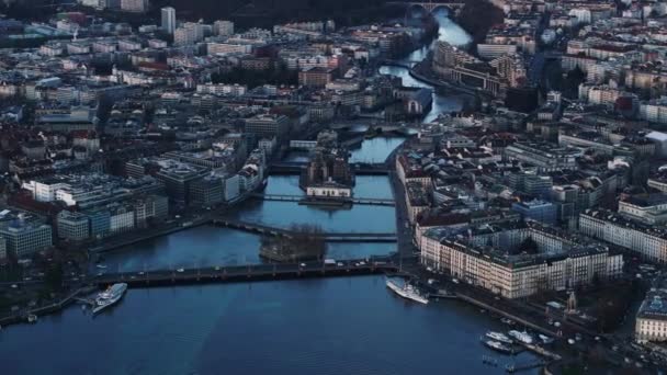 Flygfoto Över Floden Rhone Och Dess Broar Staden Block Byggnader — Stockvideo