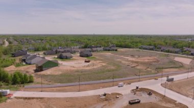 Havadan bakıldığında, Kansas 'taki yeni evler ve altyapılarla banliyö kalkınma projesinin ilerlediği görülüyor. Emlak ve şehir planlama projeleri için mükemmel.