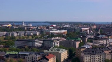 Helsinki, Finlandiya, canlı şehir doğa ve şehir hayatının bir karışımı. Bu hava görüntüsü şehrin ve Merkez Kütüphane 'nin özünü yansıtıyor..