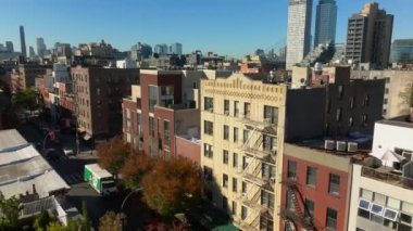 Williamsburg, Brooklyn, Williamsburg, Brooklyn, Williamsburg Rıhtımı 'ndaki binalar, sokaklar ve yeni lüks konutlar, One Domino Square.