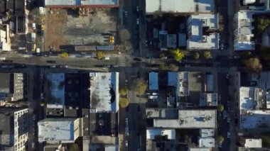 New York kentsel manzarasını gözler önüne seren, çeşitli mimari ızgaraları, ulaşım ağlarını ve yüksek açı perspektifinden mahalle varyasyonlarını gösteren havacılık şehri..