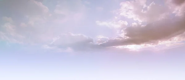 Красивый Романтический Бледно Голубой Персиковый Облачный Фон Баннер Большой Шлейф — стоковое фото