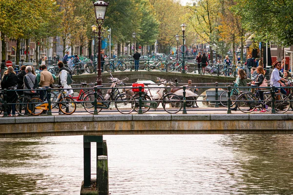 Amsterdam Paesi Bassi Ottobre 2017 Piccoli Canali Amsterdam Con Ponti — Foto Stock