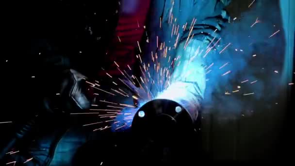 Worker Welds Steel Parts Semi Automatic Welding Machine — Stock Video