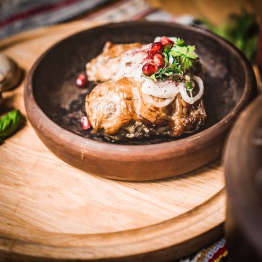 Arap mutfağı: Orta Doğu geleneksel öğle yemeği. Ayrıca Ramazan ayındayız 