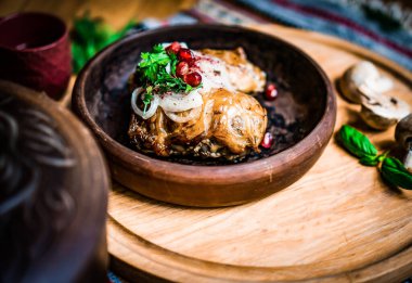 Arap mutfağı: Orta Doğu geleneksel öğle yemeği. Ayrıca Ramazan ayındayız 