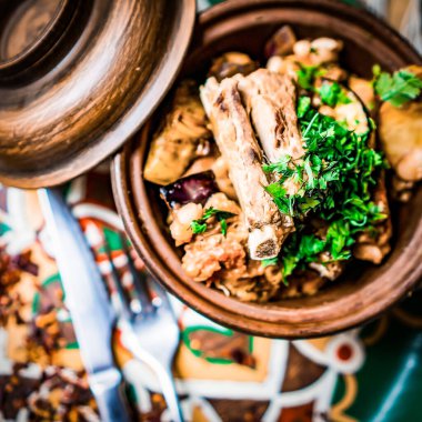 Arap mutfağı; Mısır geleneksel doldurulmuş güvercini veya 