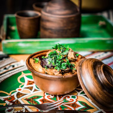 Mısır Kahvaltısı - Geleneksel Mısır yemeği, Orta Doğu yemekleri iğrenç mezeler Aynı zamanda Ramazan yemeği, ve Falafel veya Mısır falafeli.