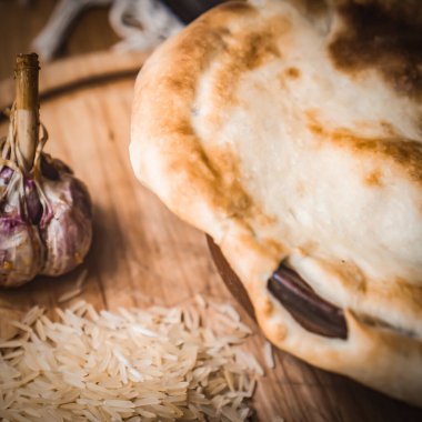 Arap mutfağı: Orta Doğu geleneksel öğle yemeği. Ayrıca Ramazan ayındayız 