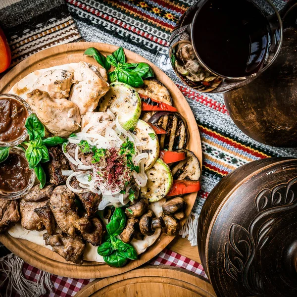 Medio Oriente Desayuno Árabe Tradicional Con Hummus Foul Mutabbal Qudsia —  Fotos de Stock