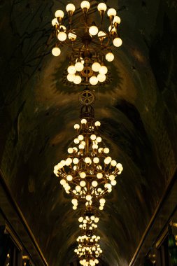 Hollanda, Amsterdam 'ın merkezinde eski bir kilise içi (Oude Kerk).