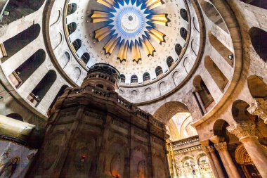 JERUSALEM, ISRAEL - CIRCA MAYIS 2018: Kutsal Mezar Kilisesi
