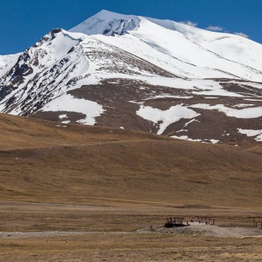 Kırgızistan 'ın Issyk Kul Bölgesinde Barskoon (Arabel) Syrts