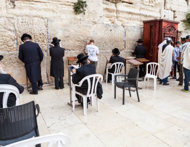 JERUSALEM, ISRAEL - CIRCA MAYIS 2018: Kudüs 'teki Batı Duvarı manzarası, İsrail yaklaşık Mayıs 2018' de Kudüs 'te.