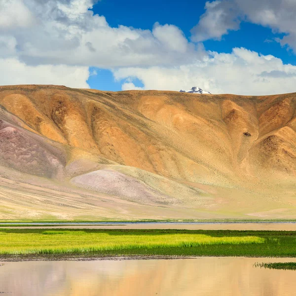 Piękny Widok Jezioro Bulunkul Pamir Tadżykistanie — Zdjęcie stockowe