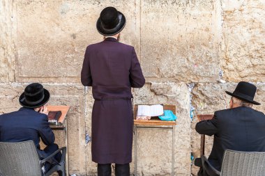 JERUSALEM, ISRAEL - CIRCA MAYIS 2018: Kudüs 'teki Batı Duvarı manzarası, İsrail yaklaşık Mayıs 2018' de Kudüs 'te.