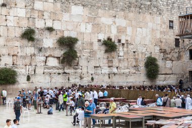 JERUSALEM, ISRAEL - CIRCA MAYIS 2018: Kudüs 'teki Batı Duvarı manzarası, İsrail yaklaşık Mayıs 2018' de Kudüs 'te.