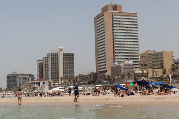 TEL AVIV, ISRAEL - CIRCA MAYIS 2018: İsrail 'deki Tel Aviv' in güzel manzarası Mayıs 2018 civarında Tel Aviv 'de.