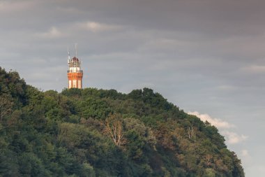 Niechorz sahilindeki deniz feneri.